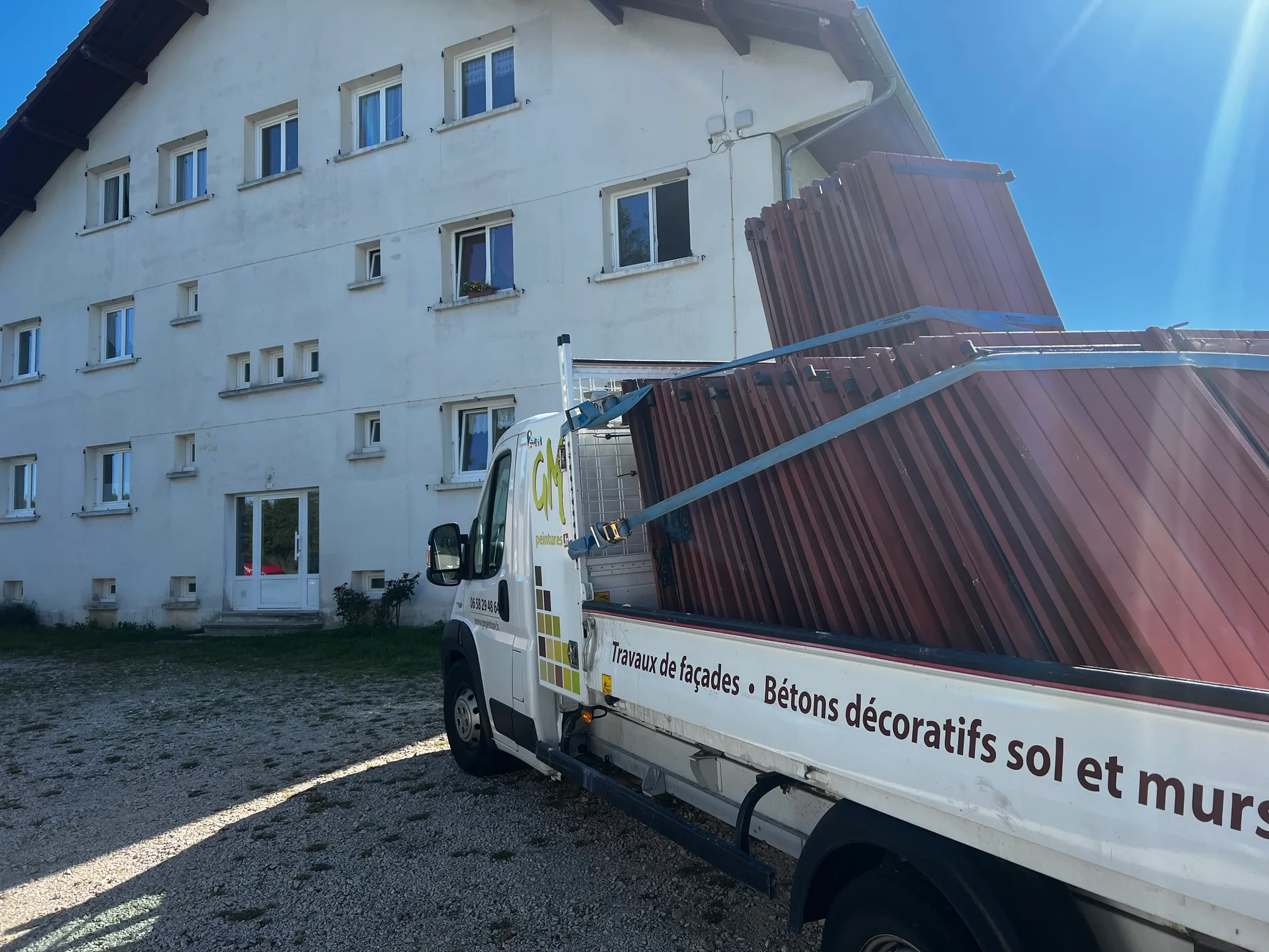 Avant - Chalet et menuiseries
