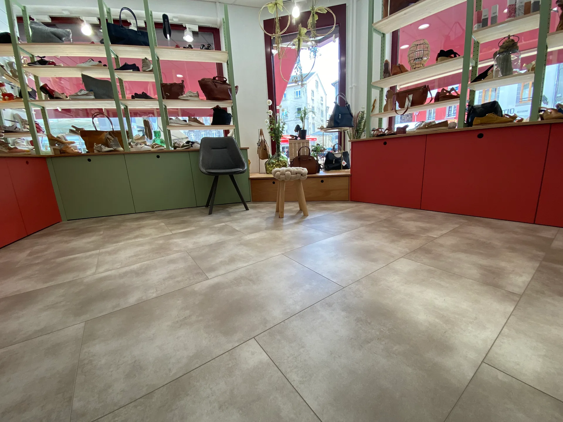 Après - Magasin de chaussures à Yssingeaux