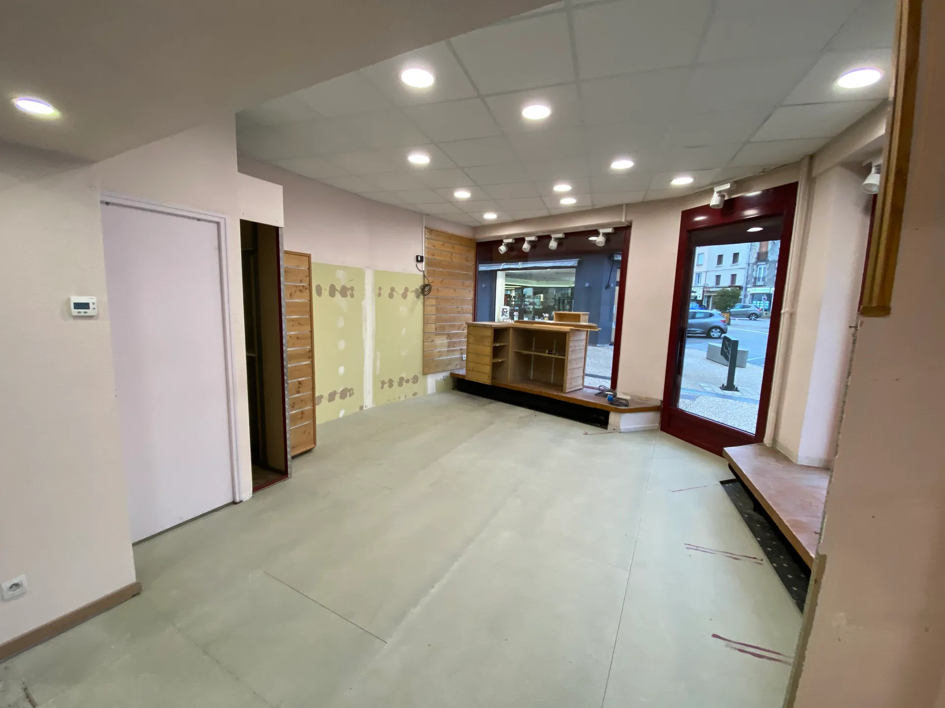 Avant - Magasin de chaussures à Yssingeaux